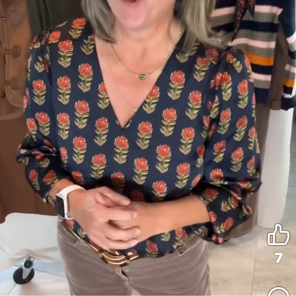 CAbi Brit Blouse - Picture 5 of 15